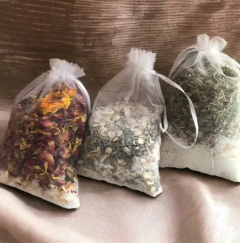 3 Bath Tea Bags